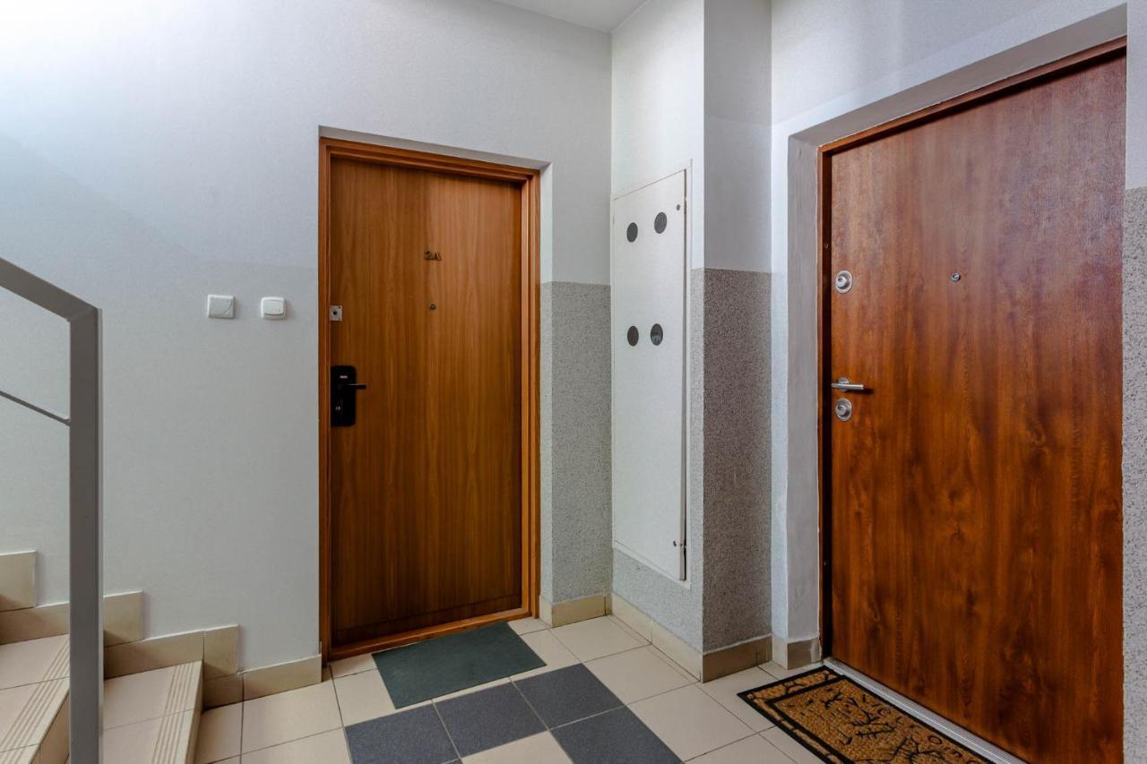 Chill Apartments Kluczborska Bemowo Warszawa Eksteriør billede